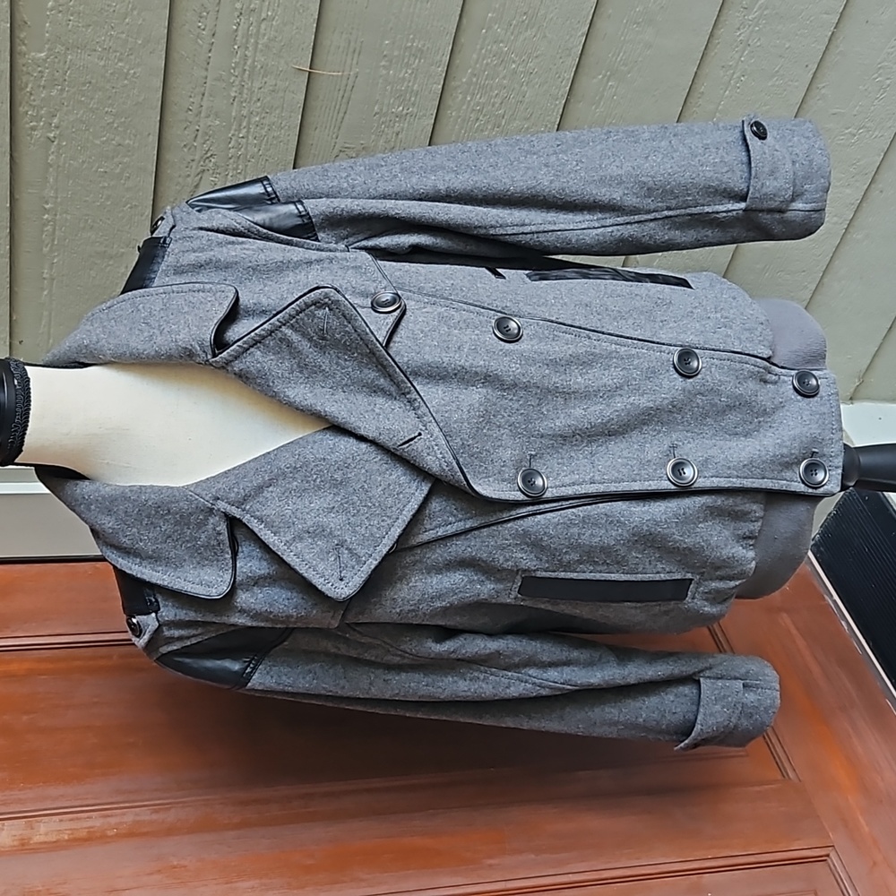 SEAN JOHN JACKET COAT MEN'S M MEDIUM BLACK GRAY BUTTONS